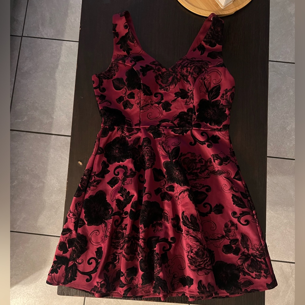 Charlotte Russe Burgundy and Black Dress
